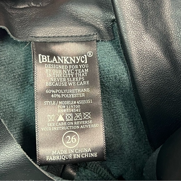 Blank NYC Women’s Black Faux Leather Pants with Belt Size 26 - Picture 7 of 9